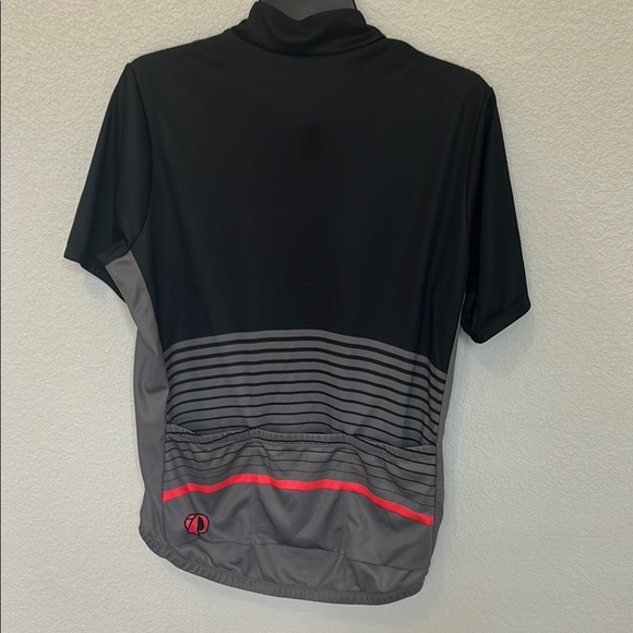Pearl Izumi Black and Gray Men's cycling jersey - Picture 5 of 7